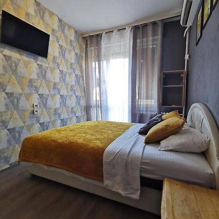 Apartment Hyde Belgrado Buitenkant foto