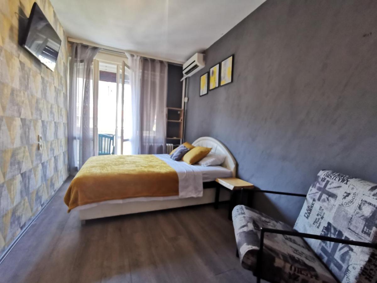 Apartment Hyde Belgrado Buitenkant foto